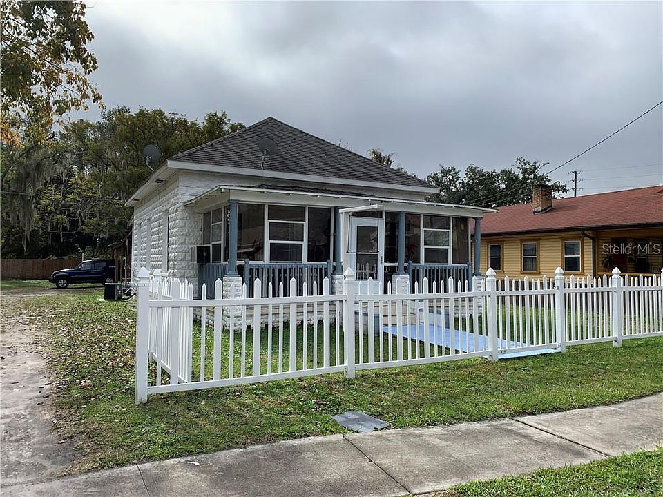 1st image of 1014 Penfield St