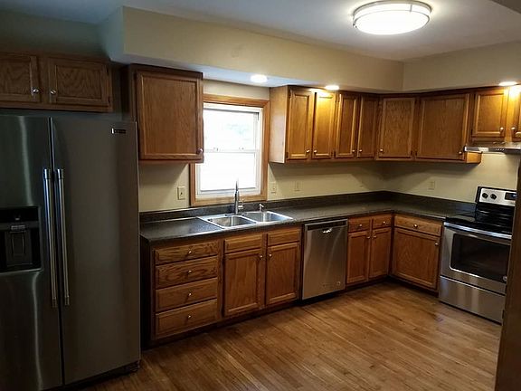 4th image of 510 N Harris St