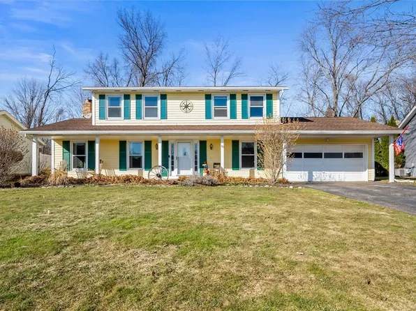 30 Betwood Ln, Rochester, NY 14612