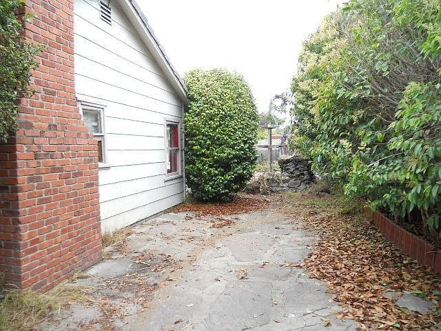 2nd image of 607 Airport Rd
