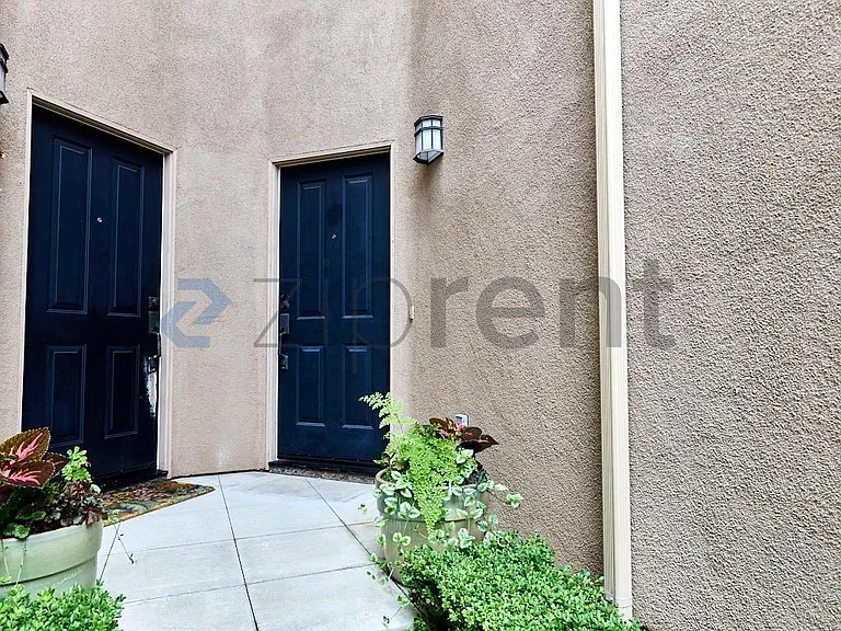 20402 Santa Ana Ave #11 — Photo 4