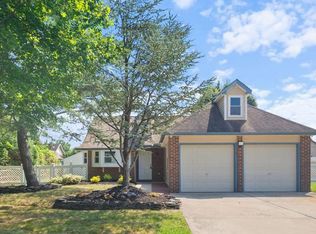 174 Greenbrook Dr, Marlton, NJ 08053