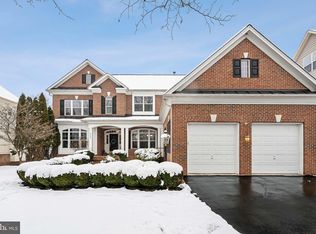 43869 Riverpoint Dr, Leesburg, VA 20176