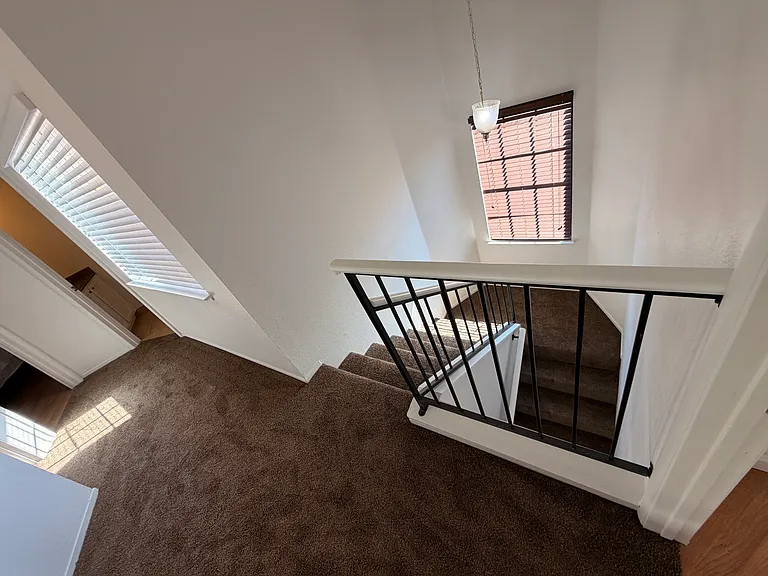 6665 Gatehouse Ln — Photo 19
