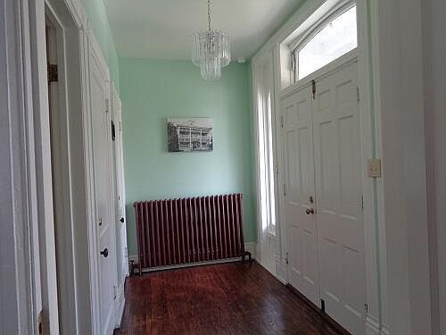 4th image of 611 W Mahoning St