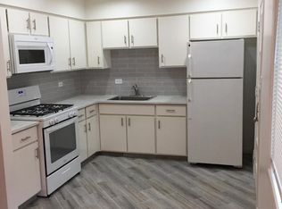 302 N Ardmore Ave, Villa Park, IL