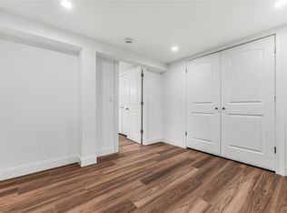 73 Liberty Blvd, Valley Stream, NY 11580