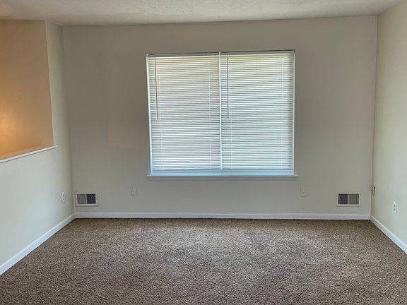 5th image of 1204 Redwood Ct