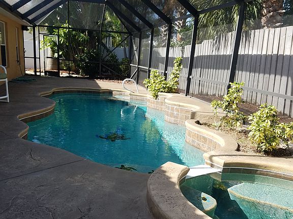 2nd image of 174 Captiva Ct