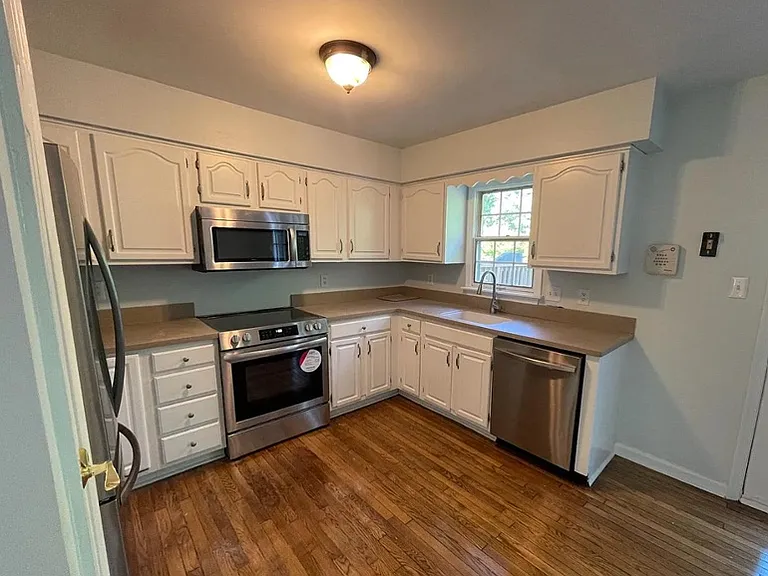12638 Monarch Ct — Photo 9