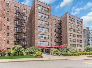 209-39 23rd Avenue #3F, Bayside, NY 11360