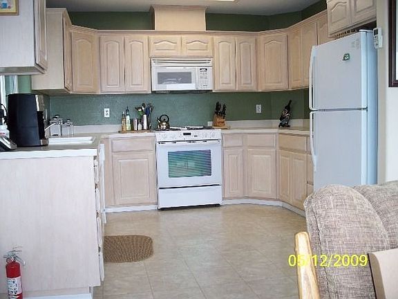 4th image of 6344 NE Mast Ave