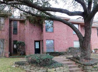 5825 Hollytree Dr, Tyler, TX 75703