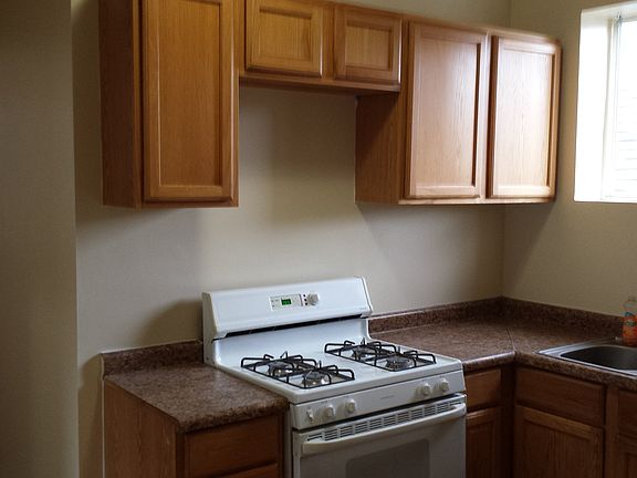5th image of 3011 W 21st Pl APT 2