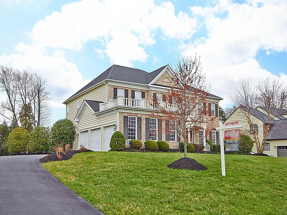 2nd image of 14411 Chamberry Cir