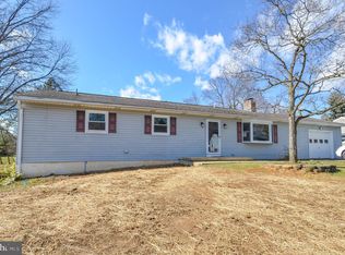 422 Stones Crossing Rd, Easton, PA 18045