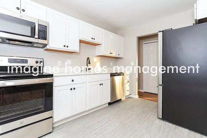 732 Fairborn Rd — Photo 6