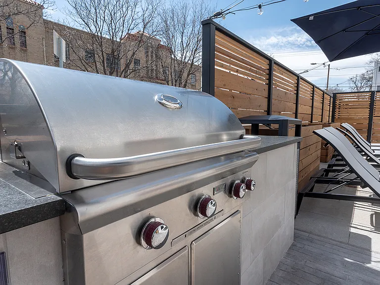 1311 Cook — Photo 30