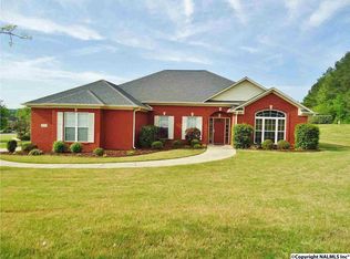 2600 Alacan Dr SE, Owens Cross Roads, AL 35763