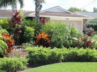 4225 Headsail Dr, New Port Richey, FL 34652