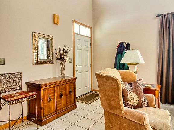 5th image of 1098 Horizon Dr