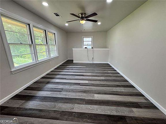 2nd image of 519 Chevelle Ln