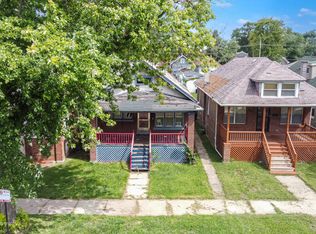 8005 S Ridgeland Ave, Chicago, IL 60617