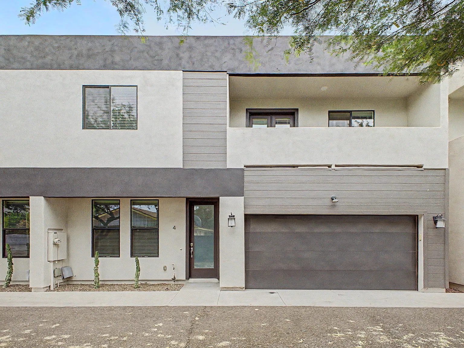 3 bed, 2.5 bath, 1657 sqft, $2,631 — Photo 1