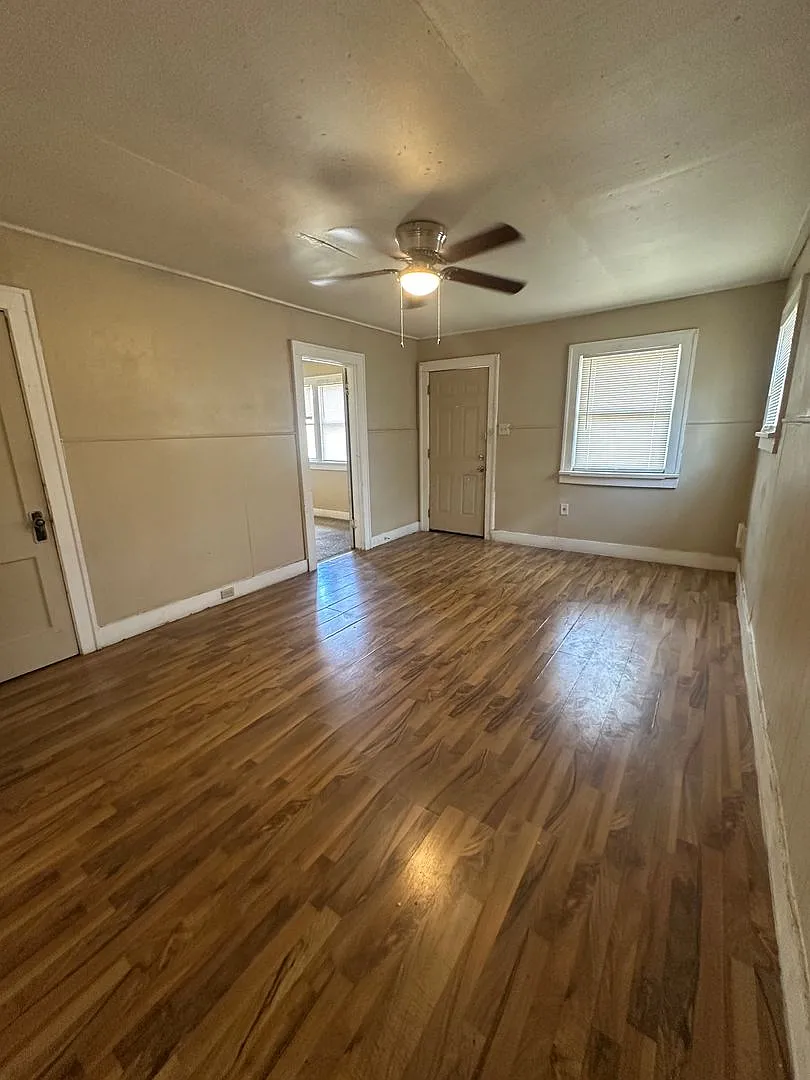 1112 S Hayden Duplex — Photo 3