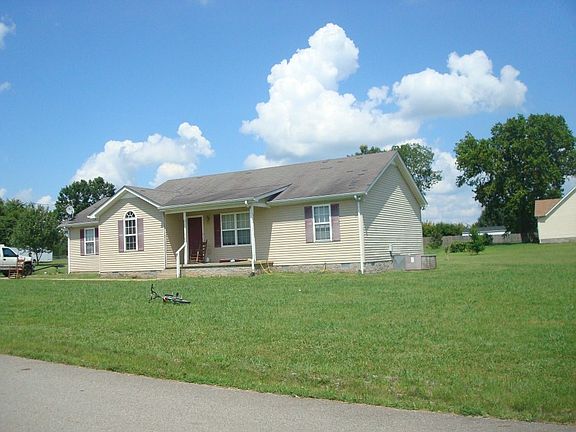 2nd image of 1002 Dellrose Dr