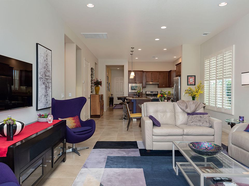 2nd image of 81580 Avenida Viesca