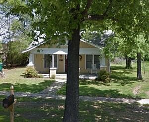 1st image of 119 E 3rd St