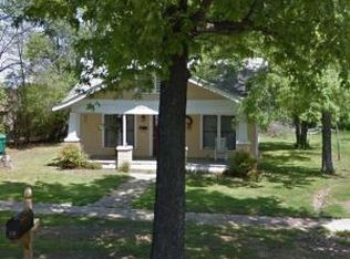 119 E 3rd St, Russellville, AR 72801