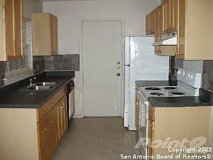 2nd image of 5922 Cape Ann St