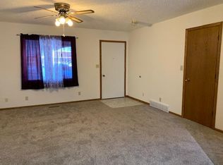 102 N Jackson St #110, Wayland, IA 52654