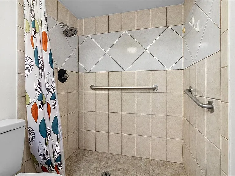 712 E Flag Way — Photo 28