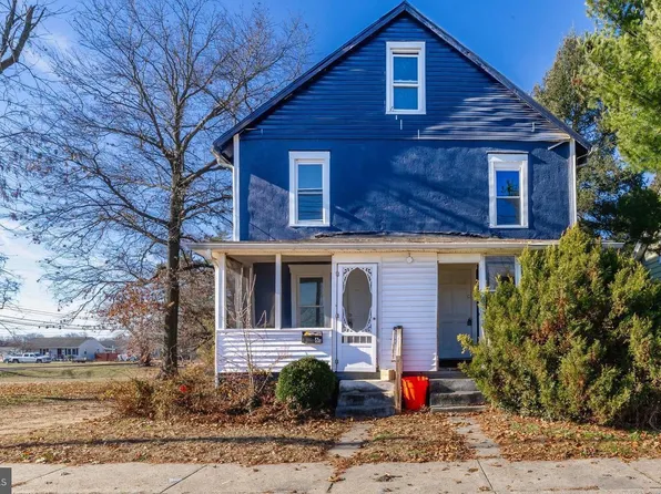 5 S Delaware St, Paulsboro, NJ 08066