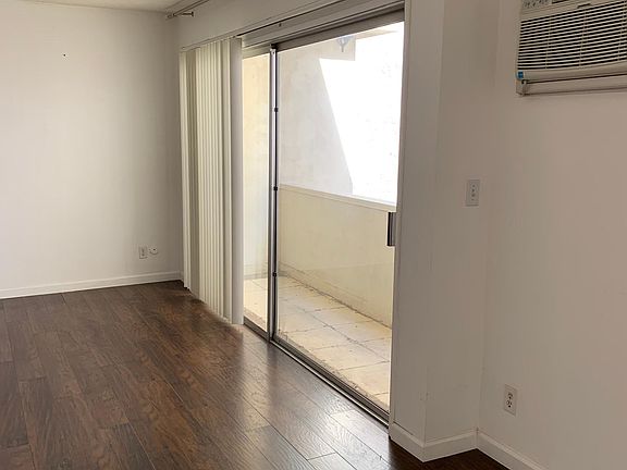 3rd image of 9169 Alcott St APT 1