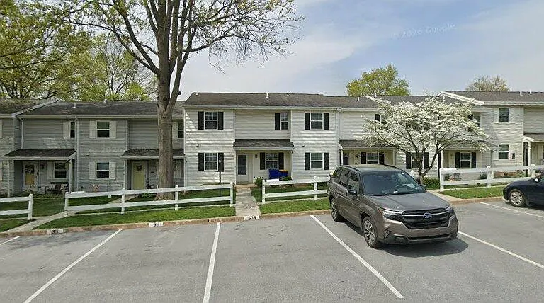 511 Thomas Rd — Photo 1