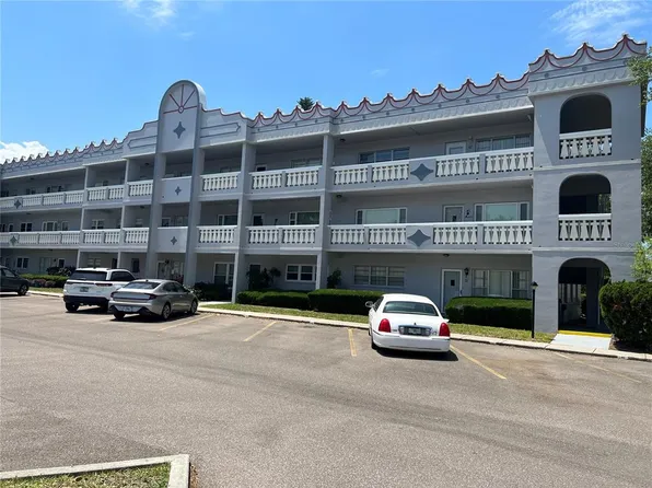 2295 Americus Blvd E APT 59, Clearwater, FL 33763