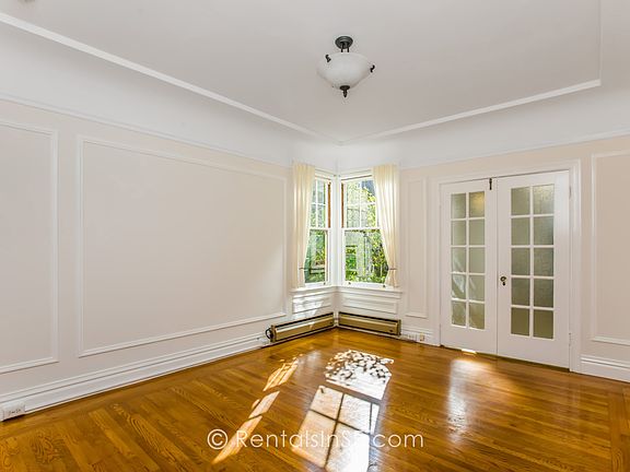 2nd image of 19 Cumberland St APT 1