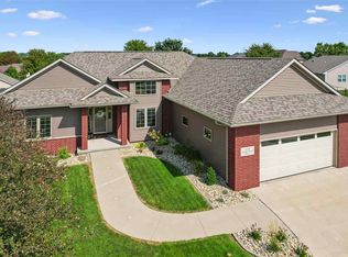 1570 Timber Wolf Dr, North Liberty, IA 52317