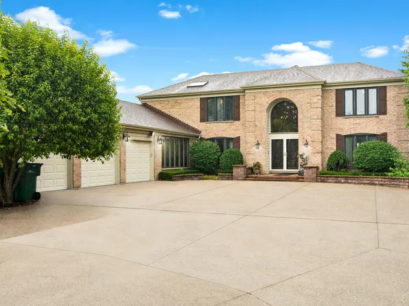 2701 Acacia Ter, Buffalo Grove, IL 60089