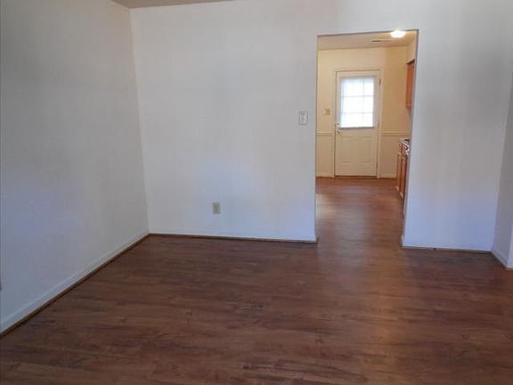 2nd image of 1553 Birch St #B