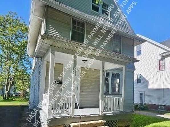 376 Magee Ave