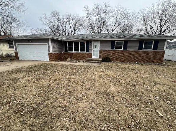 218 Rayjon Dr, Oreana, IL 62554