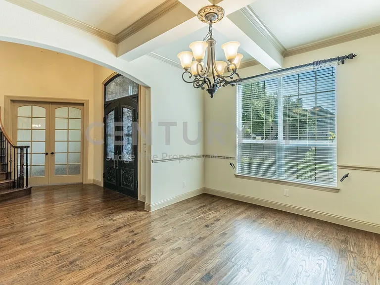 7565 Rawlins Ln — Photo 13