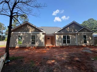 1207 Morningside Dr, Perry, GA 31069