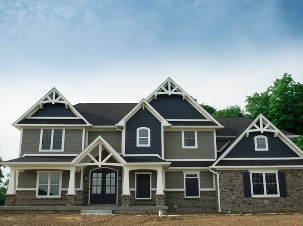 5179 Oak Ridge Trl, Columbus, IN 47201