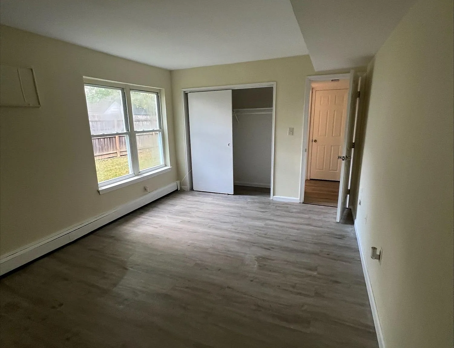 289 Main St — Photo 3